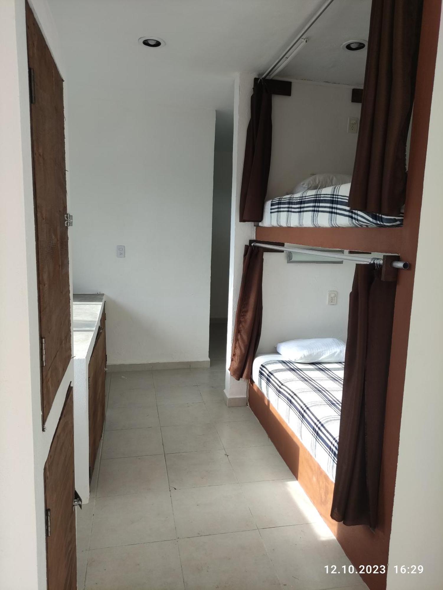 The All Inclusive Hostel - Food, Drinks And Transportation To The Beach And Cenotes ตูลุม ห้อง รูปภาพ